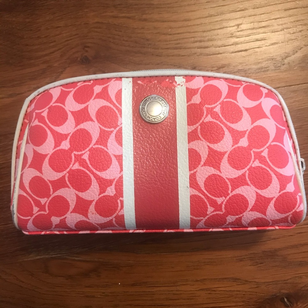 Coach Classic C Makeup Cosmetic Travel Case
